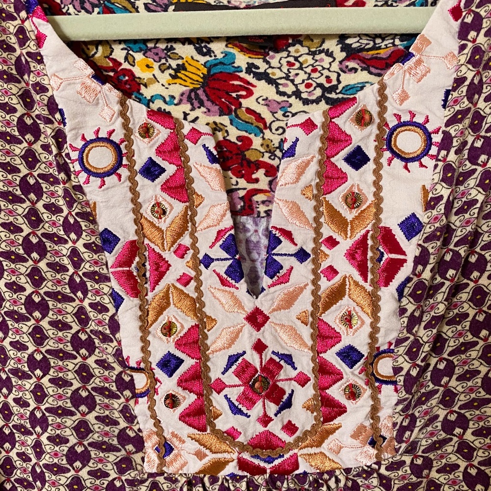 ADORABLE Boho Top - Picture 3 of 4